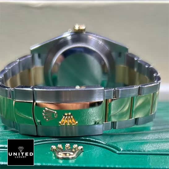 Rolex Datejust 126333 Replica 6 Rolex Datejust 126333-0005 Yellow Gold & Steel Oyster Bracelet Replica Fold Clasp on the Rolex Logo