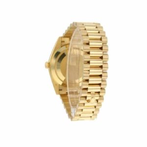 rolex-day-date-228238-2018-ew-yellow-gold-silver-diagonal-dial-2-600x600