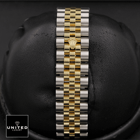 Rolex Datejust Mother Of Pearl 116243 Jubilee Replica 6 Rolex Yellow Gold Stainless Steel Jubilee Bracelet Replica on the black stand